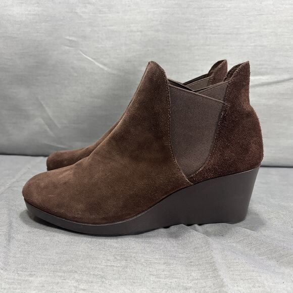 Crocs Dual Comfort Leigh Ankle Boot Women's Espresso Brown Suede Wedge Heel Sz 8 - Picture 1 of 10